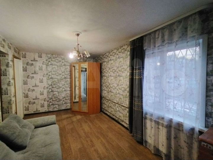 2-к. квартира, 46 м², 1/4 эт.