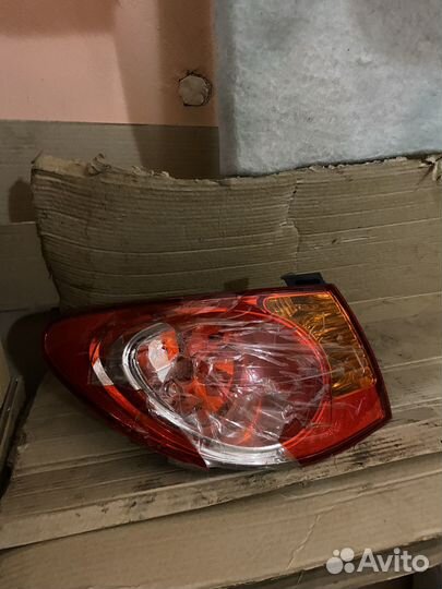 Левый фонарь Hyundai Elantra 4