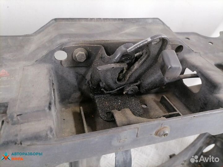 Передняя панель крепления облицовки (телевизор)