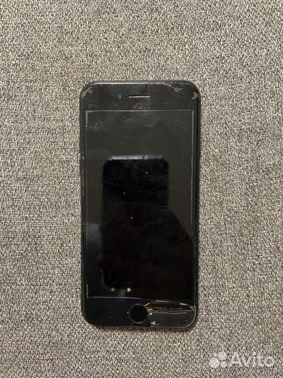 iPhone 7, 32 ГБ