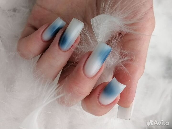 Мастер маникюра