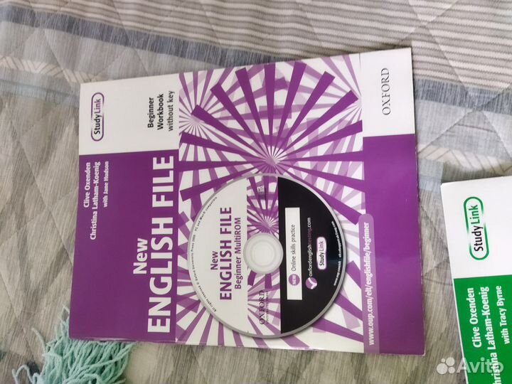 New English File. Beginner. Student's Book
