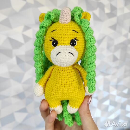 Единорог игрушка