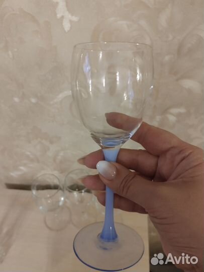 Бокалы и стакан