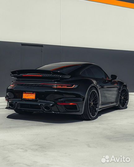 Кованые диски GT Forged R20 на Porsche Macan