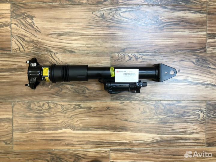 Гле купе амортизатор мерседес A2923201600