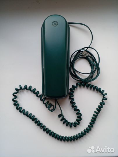 Продам телефон