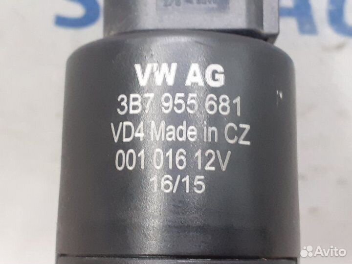 Моторчик стеклоочистителя Volkswagen Touareg NF