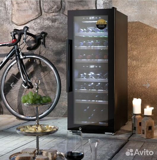 Винный шкаф Caso WineExclusive 24 Smart