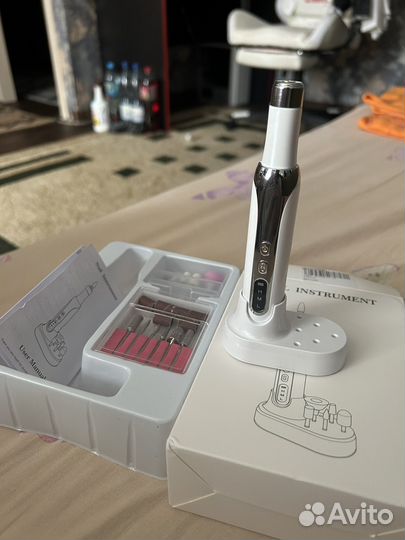 Машинка для маникюра и педикюра