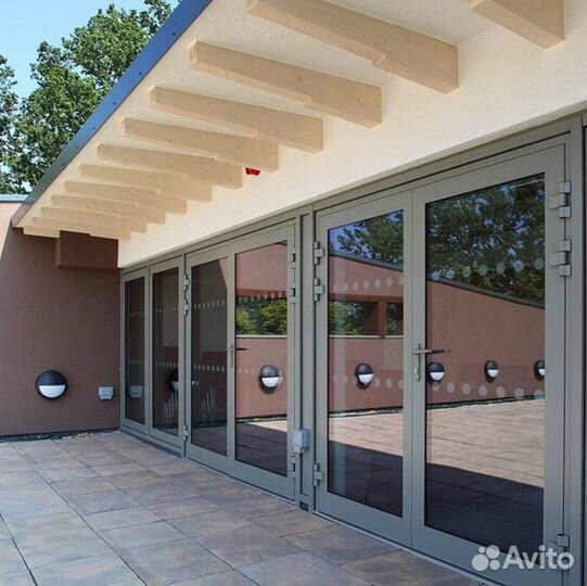Двери на балкон
