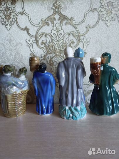 Штофы статуэтки Казак, Украинка, церквушка