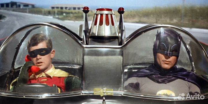 Комикс Бэтман 66 №1 с автографом