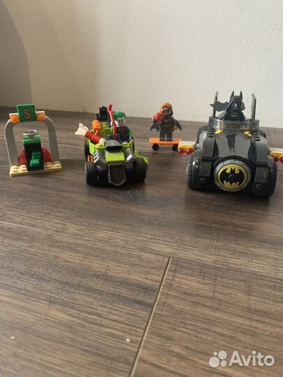 Lego 76180 Бэтмен против Джокера