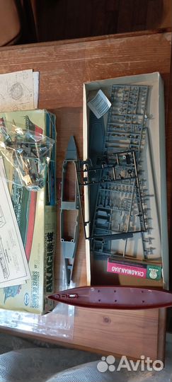 Плавающая модель игрушка авианосец Акаги