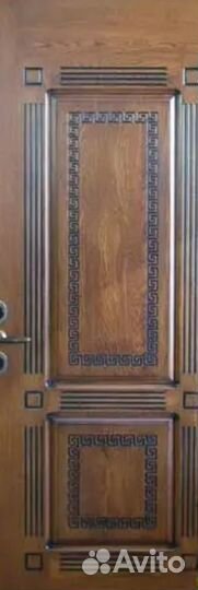 Дверь входная металлическая из массива дуба