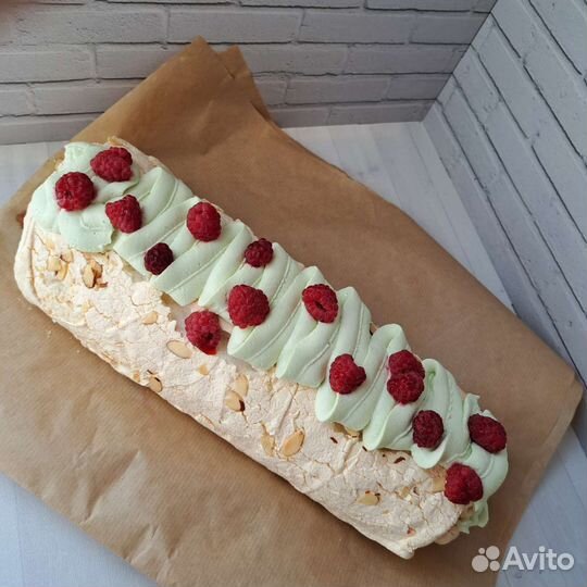 Трайфлы, капкейки, меренговый рулет