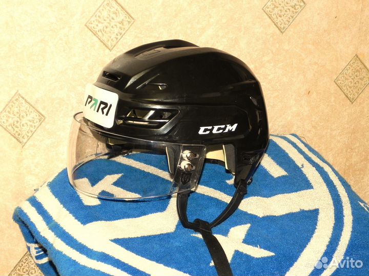 Шлем хоккейный для взрослого ссм.Цены в описании