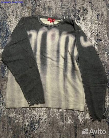 Свитер Supreme с размытой эмблемой