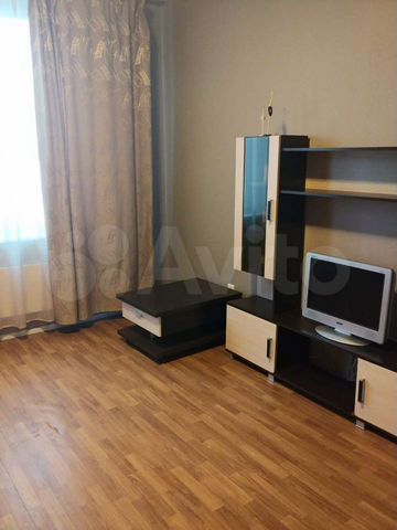 2-к. квартира, 57 м², 12/18 эт.