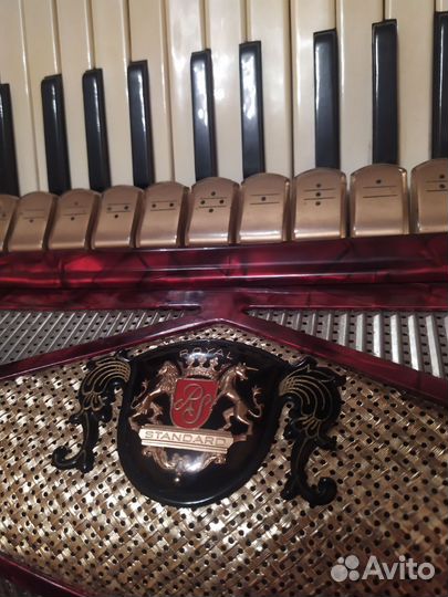 Аккордеон weltmeister, Royal Standard Montana