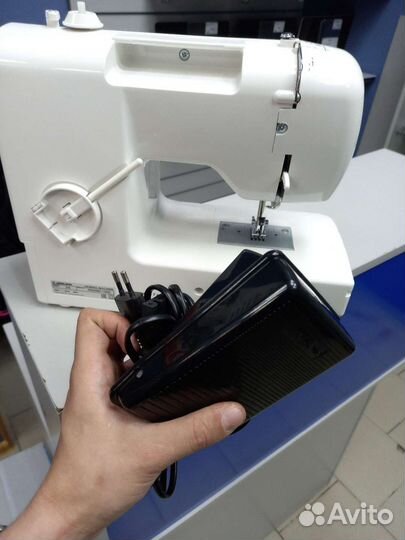 Швейная машина Jaguar Mini 276