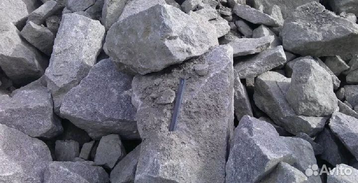 Природный камень булыжник постав. от 20 м3