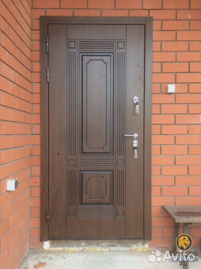 Двери входные