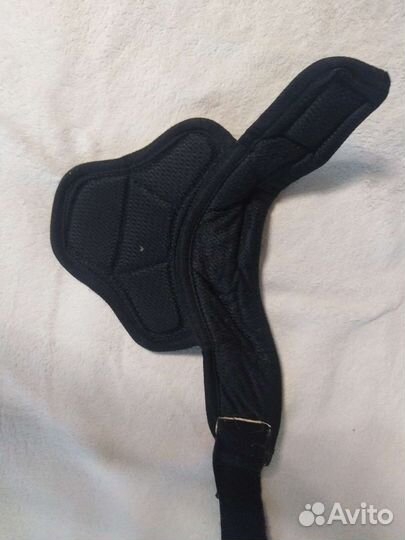 Налокотники хоккейные и нагрудник