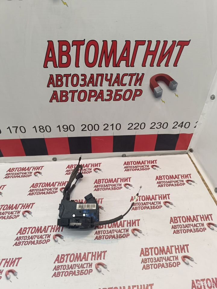 Замок двери задний левый Geely Atlas 2 FX11