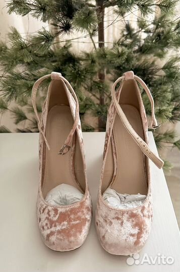 Туфли бархатные розовые ASOS