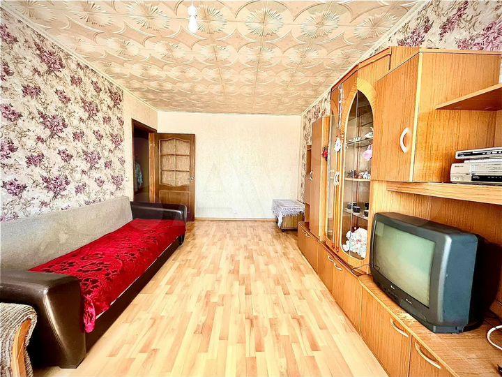 3-к. квартира, 70 м², 9/9 эт.