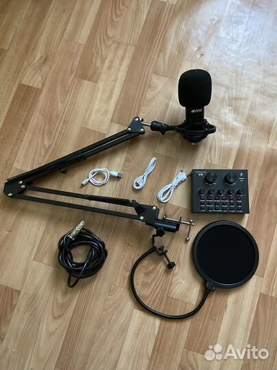 Микрофон Hiper H-M002