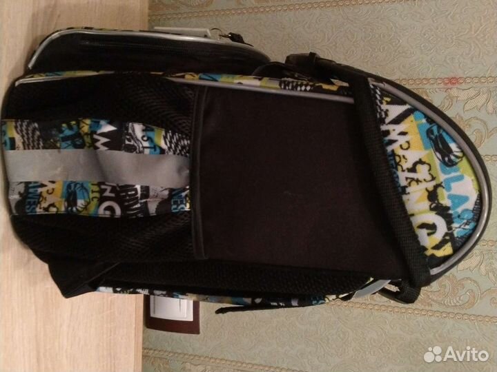 Рюкзаки ранцы для школы