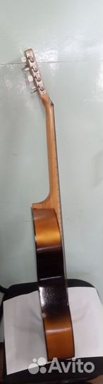 Акустическая гитара бу