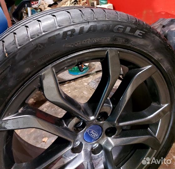 Triangle EffeXSport TH202 235/45 R18 98Y