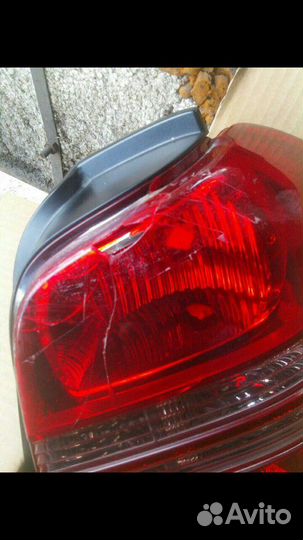 Стоп-сигнал Toyota Kluger ACU20 правый
