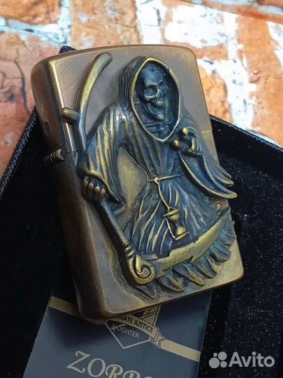 Зажигалка бензиновая Новая