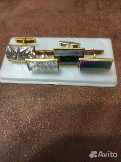 Запонки на рукава