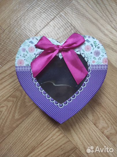 Коробки и сумочки для подарков