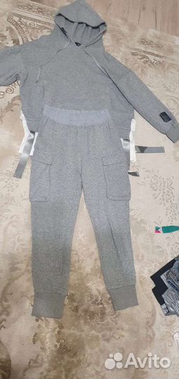 Костюм женский