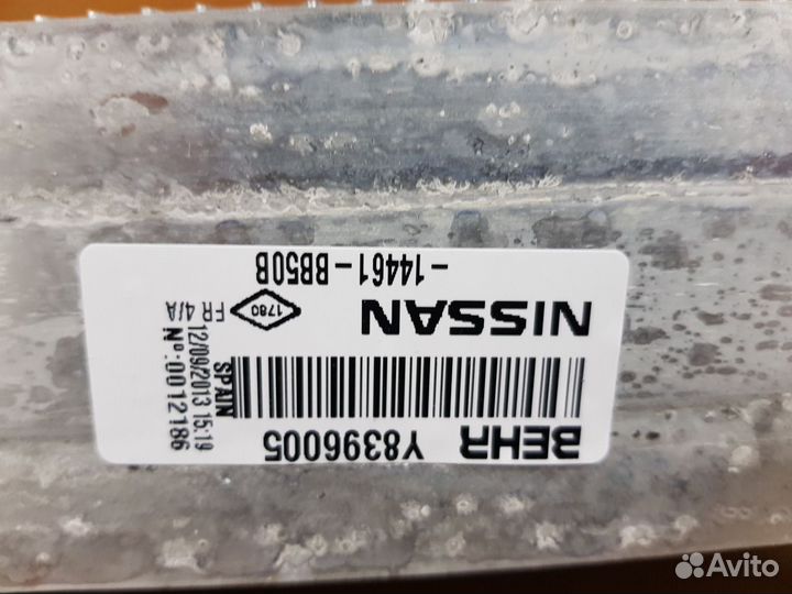 Радиатор интеркулер Ниссан Кашкай J10 14461BB50B