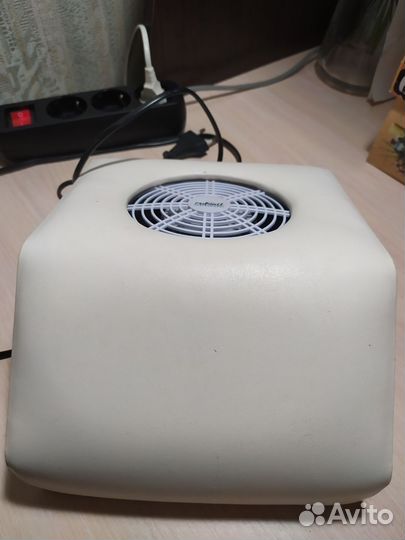 Пылесос для маникюра и педикюра