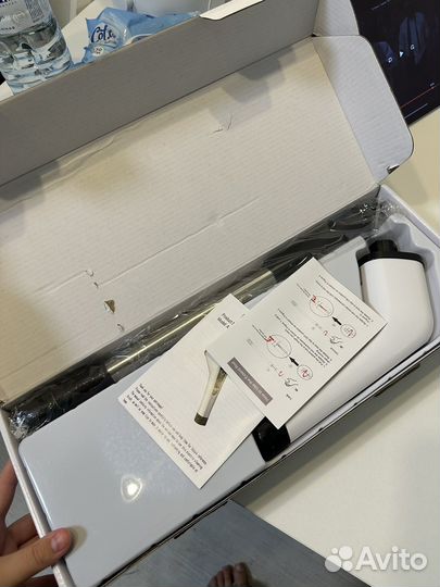 Беспроводная щетка для уборки amiff Scrubber