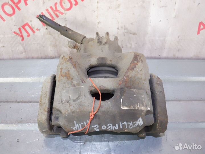 Суппорта тормозные передние Берлинго 2 / Партнер 2