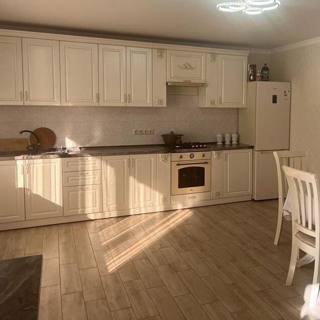 3-к. квартира, 200 м² (Абхазия)