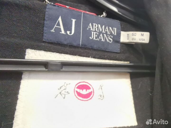 Кожаная куртка Armani Jeans р-р M