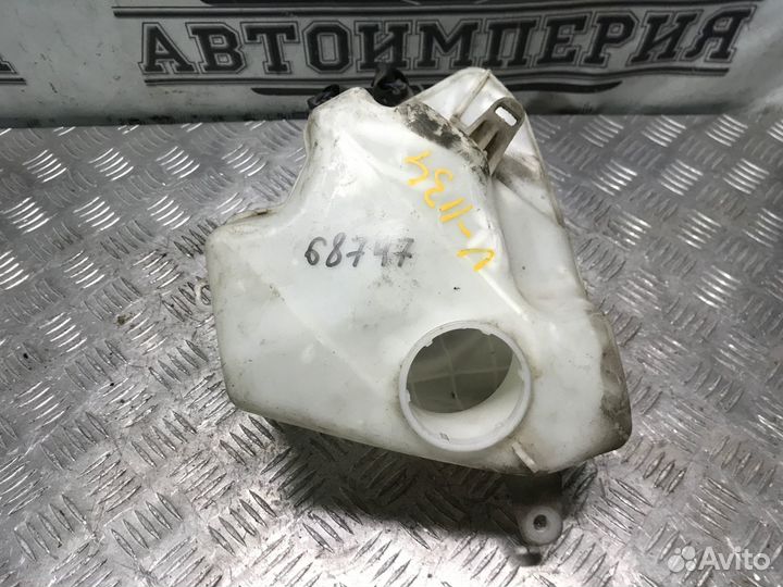 Бачок омывателя Toyota Prius 20 (Тойота Приус 20)