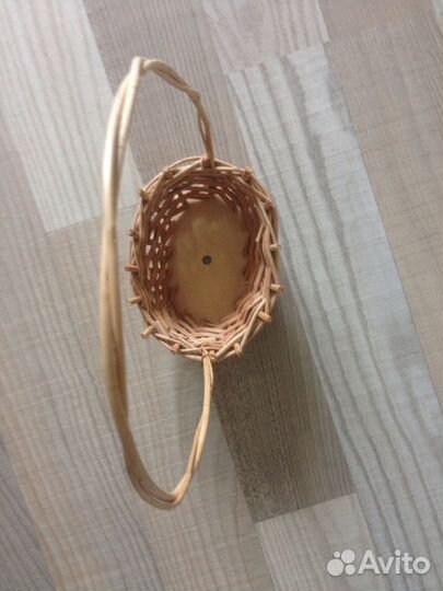 Корзинка плетеная новая