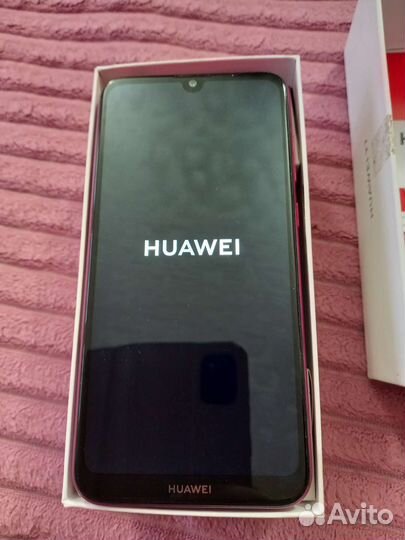 Телефон huawei Y72019